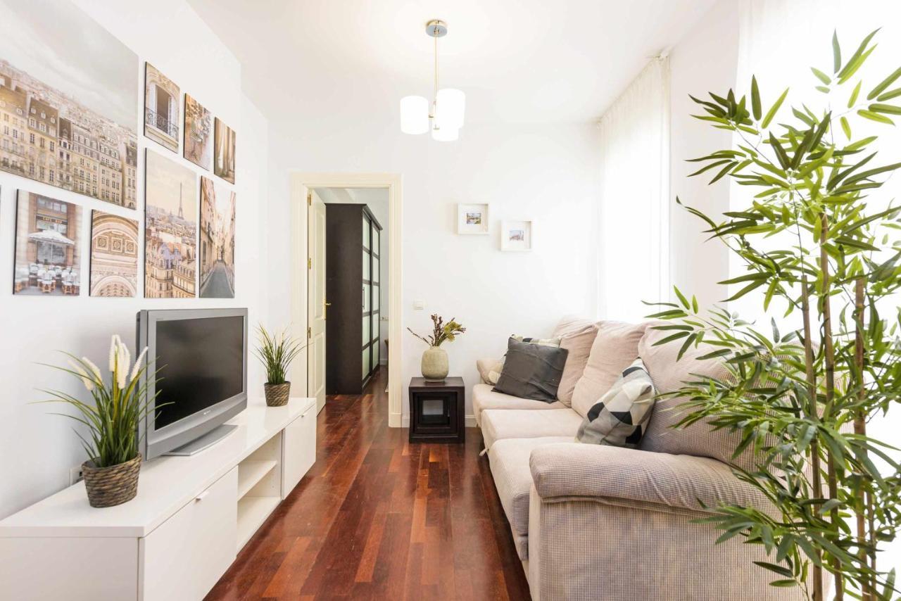 Pineapple Pena 19 Appartement Málaga Buitenkant foto